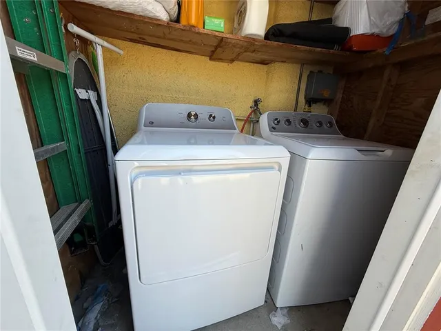 $1,950 | 13047 Gulf Boulevard, Unit 2, Madeira Beach, FL 33708