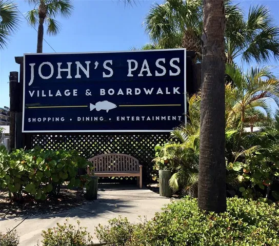 $1,950 | 13047 Gulf Boulevard, Unit 2, Madeira Beach, FL 33708