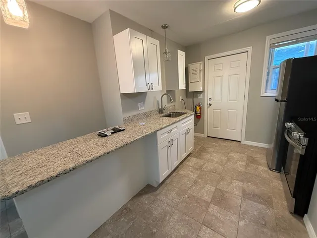 $1,950 | 13047 Gulf Boulevard, Unit 2, Madeira Beach, FL 33708