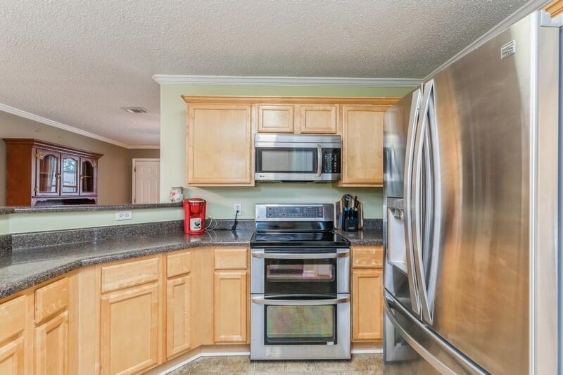 4007 Randi Road Crestview, FL 32539 - Photo 15 of 36 15_4007RandiRd_2023_FlexMLS800x600_800x6