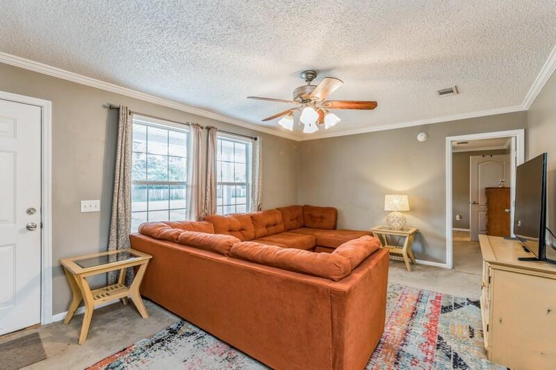 4007 Randi Road Crestview, FL 32539 - Photo 6 of 36 05_4007RandiRd_2007_FlexMLS800x600_800x6