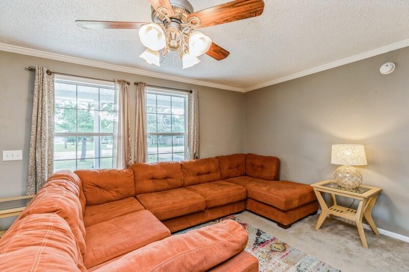 4007 Randi Road Crestview, FL 32539 - Photo 7 of 36 06_4007RandiRd_2009_FlexMLS800x600_800x6