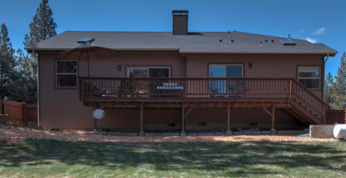 18896 Choctaw Road Bend, OR 97702 - Photo 20 of 24 Deep back deck runs most of the length o