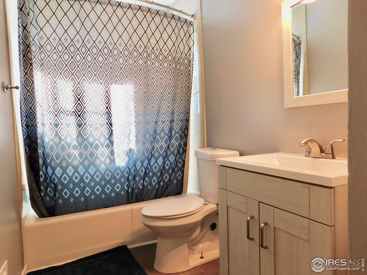 2800 Redwing Road Fort Collins, CO 80526 - Photo 5 of 15 shared upstairs bath