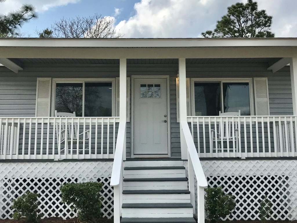 305 Beck Road Williston, SC 29853 - Photo 5 of 31