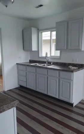 $284,900 | 1828-1826 Horeb Avenue, Zion, IL 60099