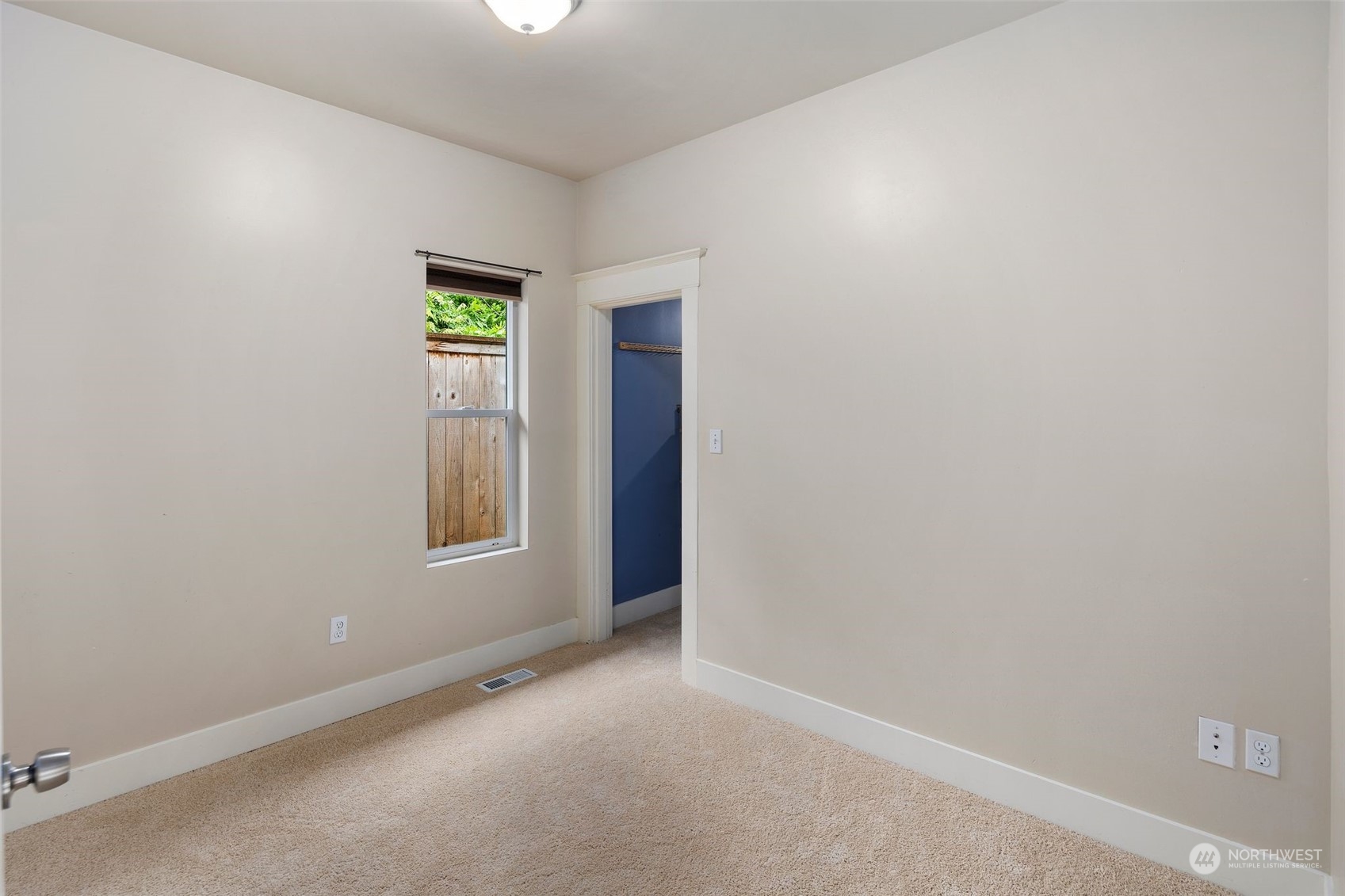 1524 Rockefeller Avenue Everett, WA 98201 - Photo 19 of 37 a view of an empty room with a window
