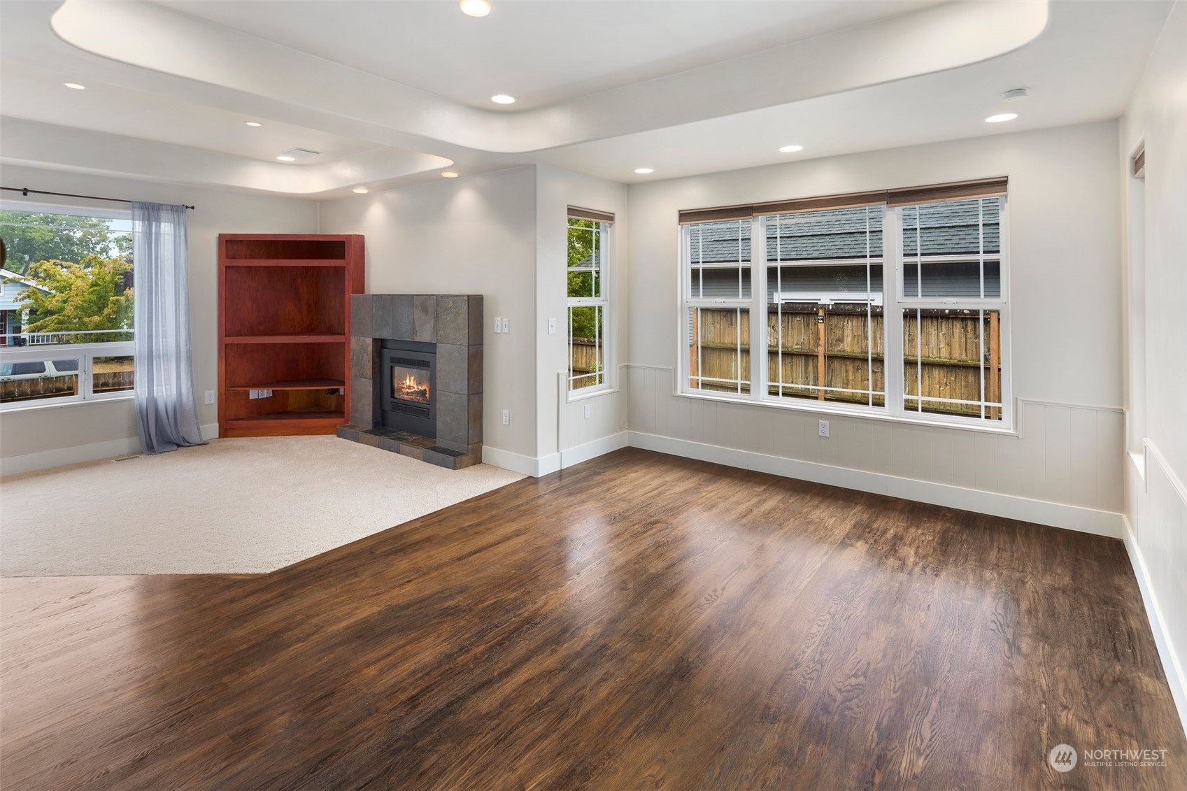 1524 Rockefeller Avenue Everett, WA 98201 - Photo 5 of 37 a view of a livingroom with furniture and a flat screen tv