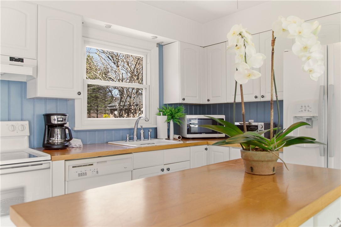 415 Wapping Road Portsmouth, RI 02871 - Photo 17 of 43