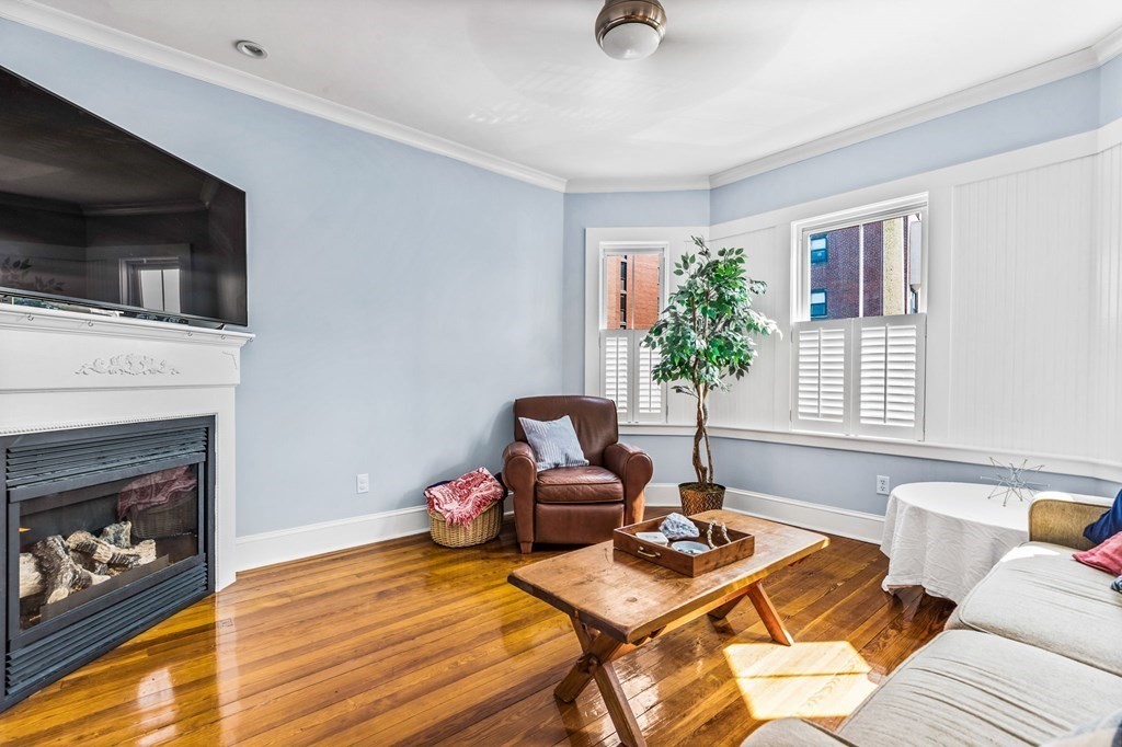 472 East 8th Street, Unit 2 Boston, MA 02127 - Photo 1 of 15