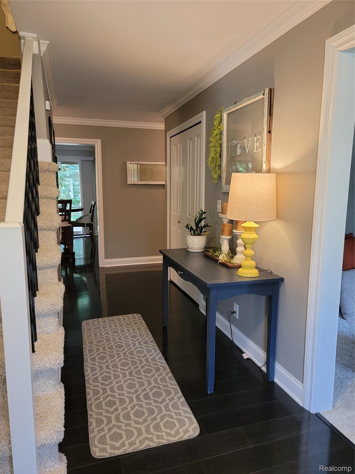 233 Wallace Way Howell, MI 48843 - Photo 21 of 64 Foyer