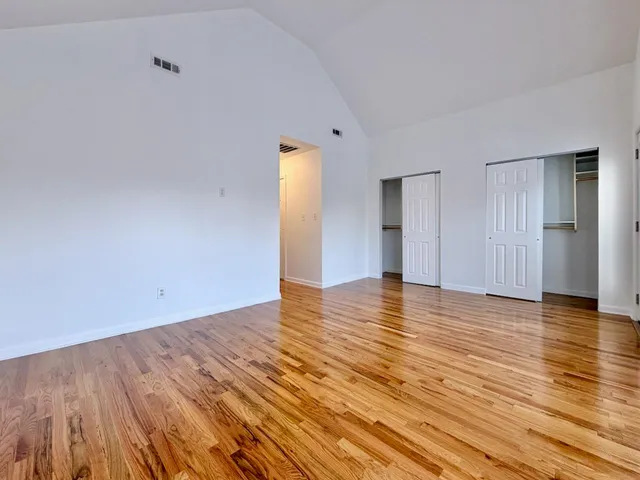 $6,000 | 126 Ogden Avenue, Unit 3, Jersey City, NJ 07307