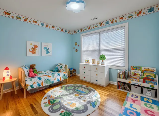 $6,000 | 126 Ogden Avenue, Unit 3, Jersey City, NJ 07307