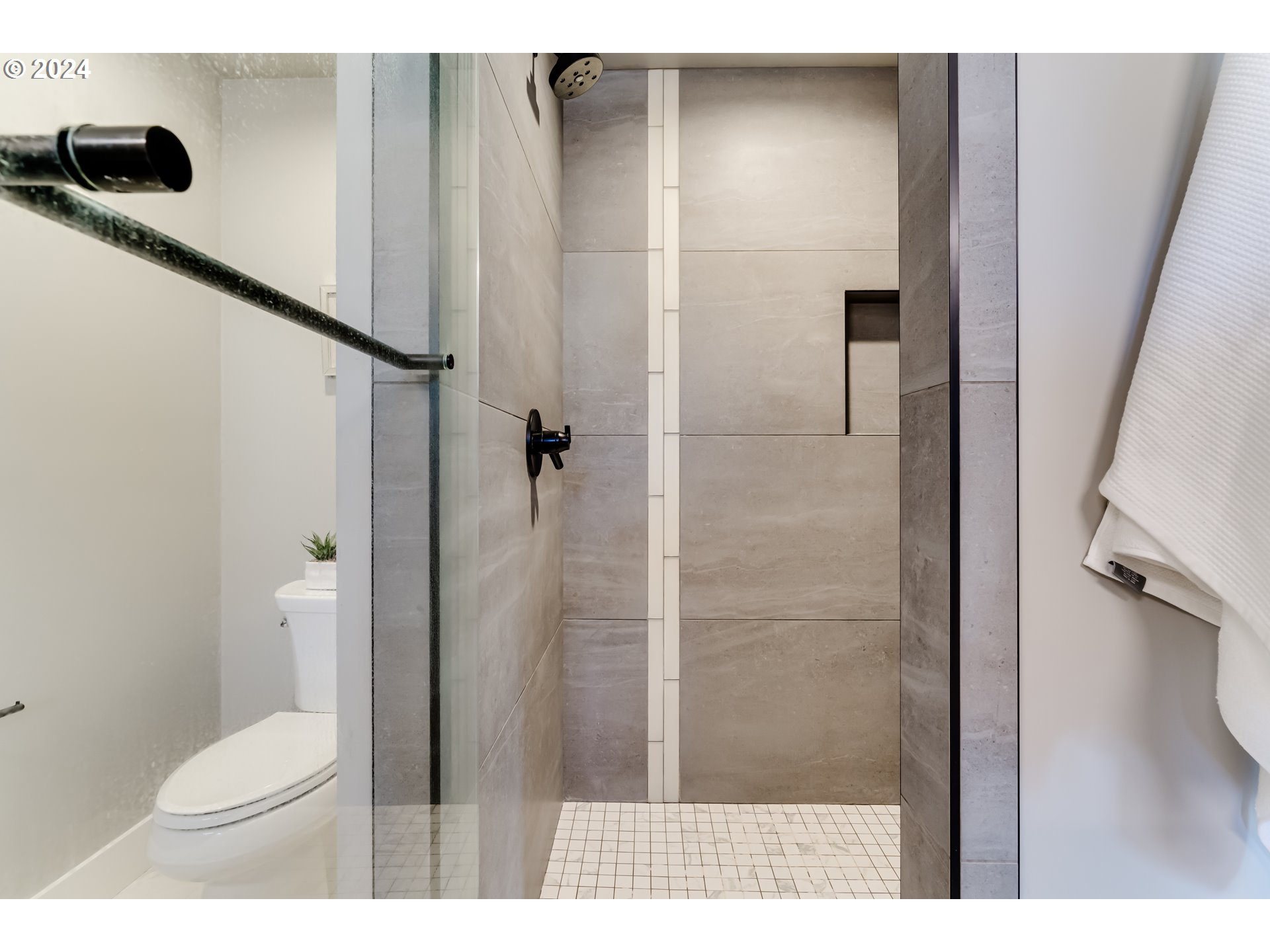 1915 Elkhorn Drive Eugene, OR 97408 - Photo 39 of 47