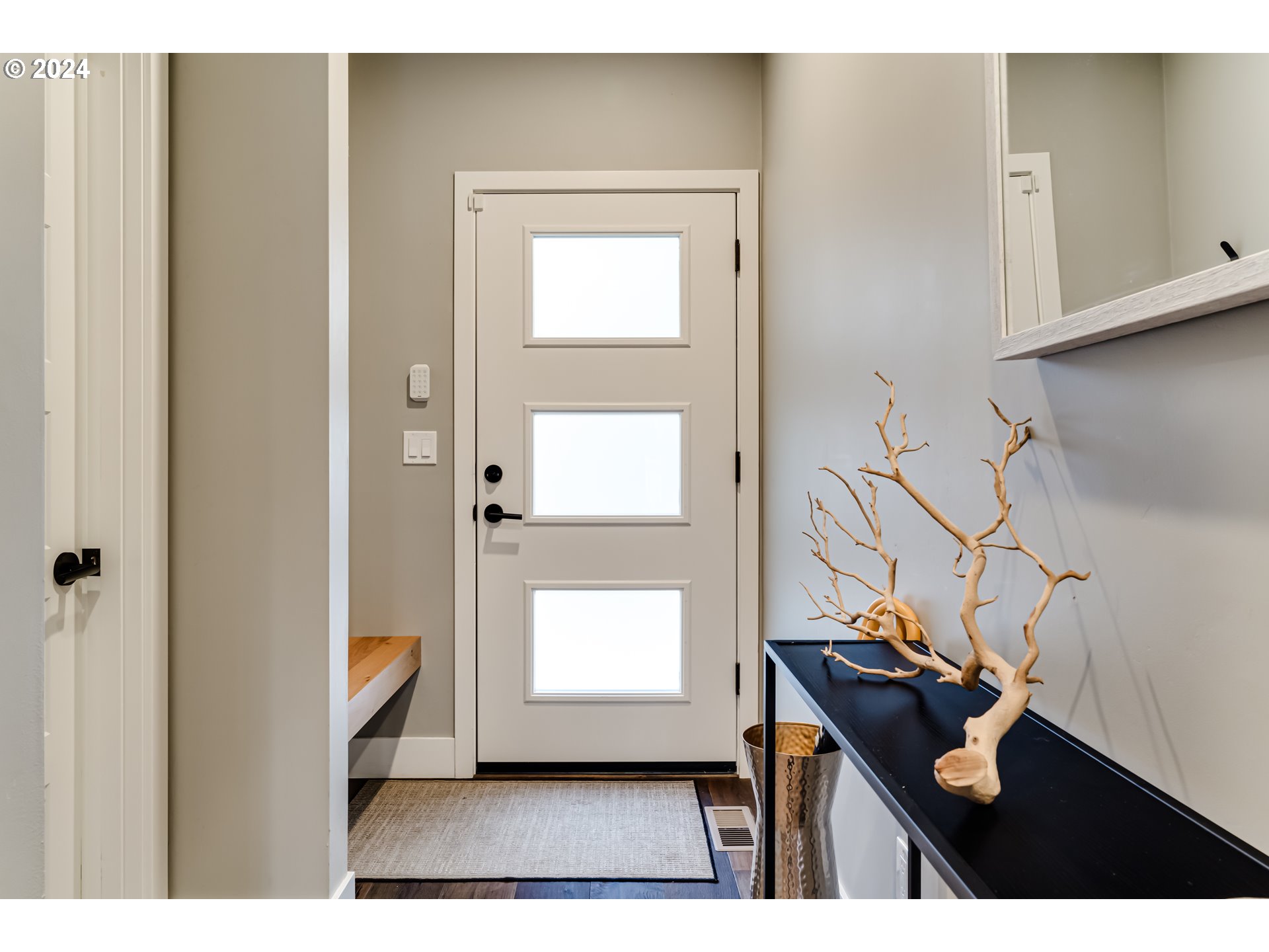 1915 Elkhorn Drive Eugene, OR 97408 - Photo 4 of 47