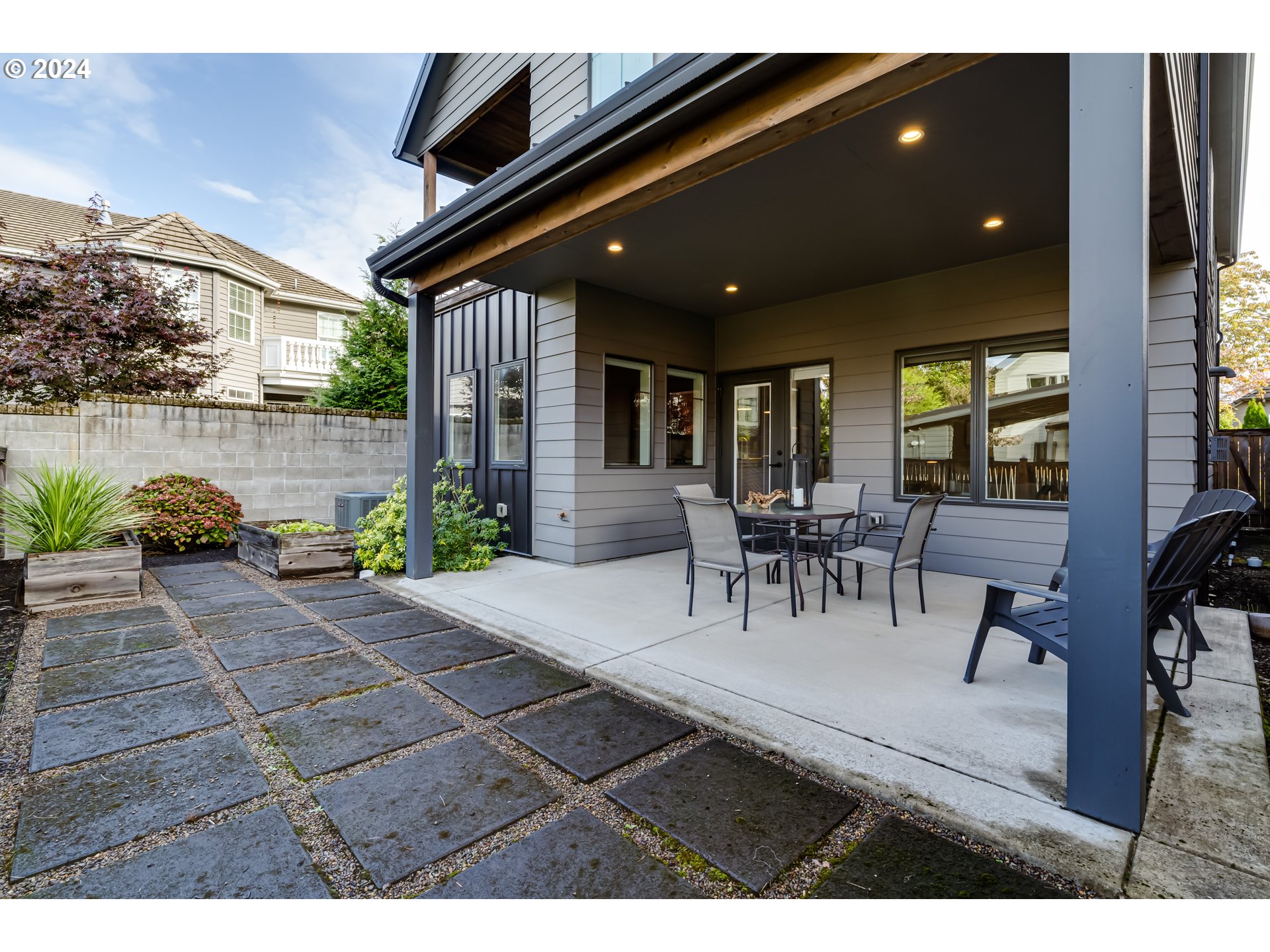 1915 Elkhorn Drive Eugene, OR 97408 - Photo 45 of 47