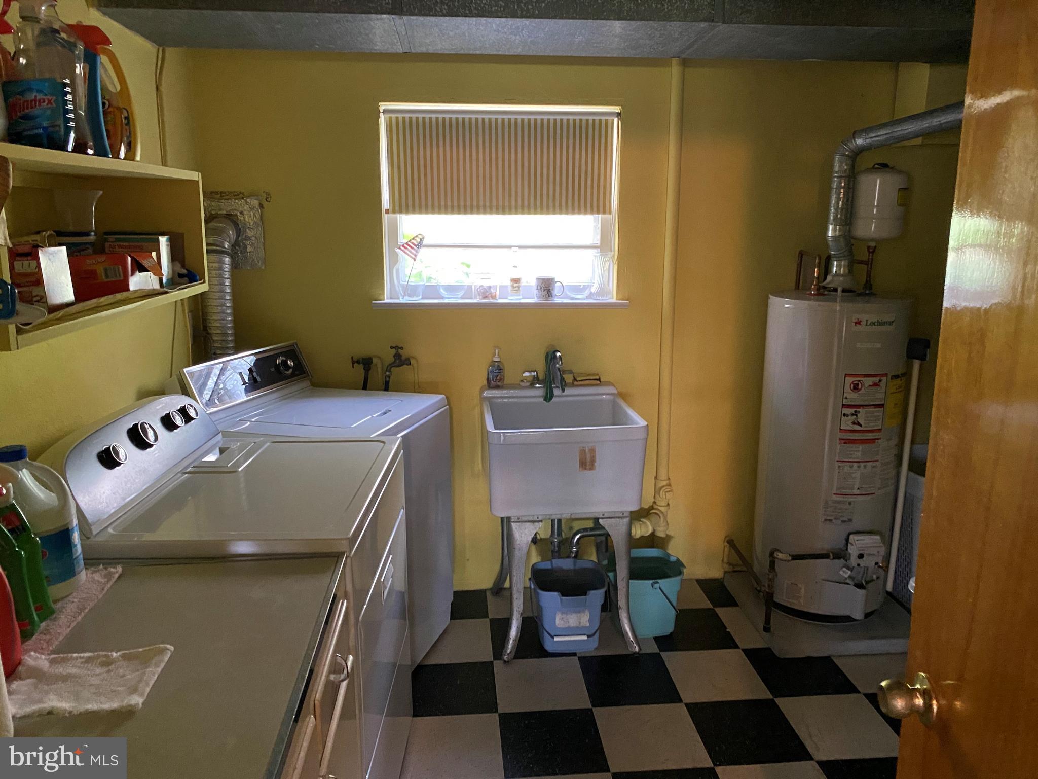 1909 Lorraine Road Reading, PA 19604 - Photo 21 of 26 Gallery Image 21