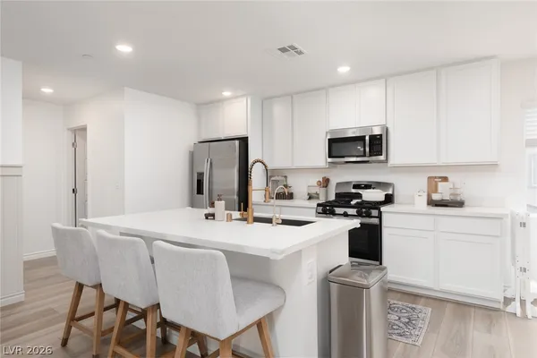 $2,250 | 3629 Pinot Court, Las Vegas, NV 89129