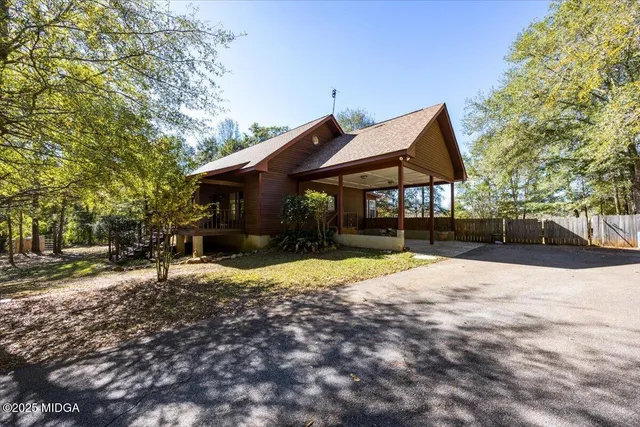 $329,900 | 337 Searcy Drive, Juliette, GA 31046