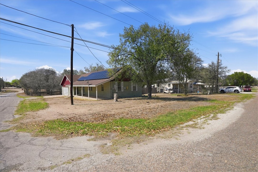 1601 Owens Avenue Three Rivers, TX 78071 - Photo 26 of 34 a view of a house with a yard and tree s