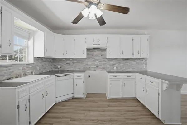 $258,000 | 1601 Owens Avenue, Three Rivers, TX 78071