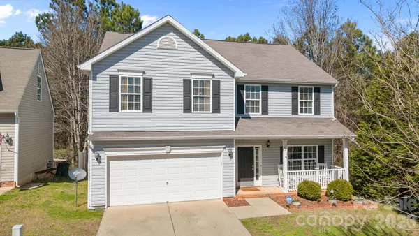 $565,000 | 7218 Cascading Pines Drive, Tega Cay, SC 29708