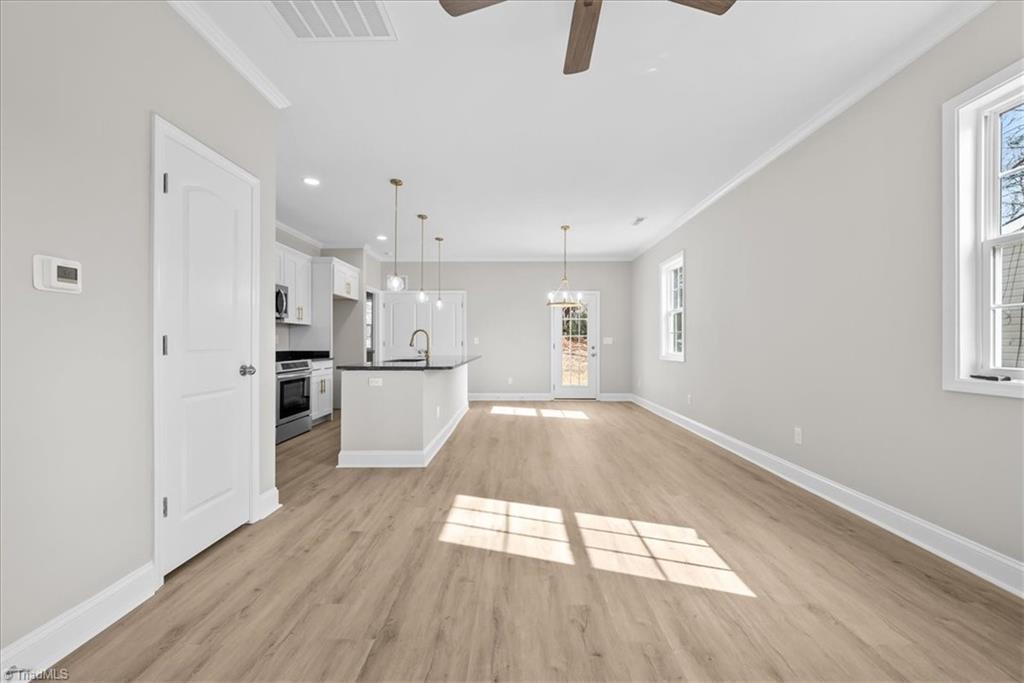 1007 True Lane High Point, NC 27260 - Photo 2 of 16 Gallery Image 2