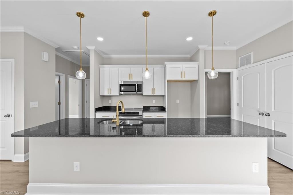 1007 True Lane High Point, NC 27260 - Photo 6 of 16 Gallery Image 6