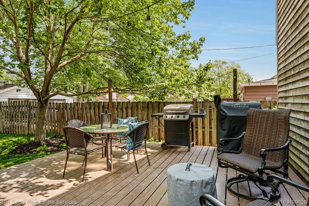 1322 Hampton Road Grosse Pointe Woods, MI 48236 - Photo 36 of 42