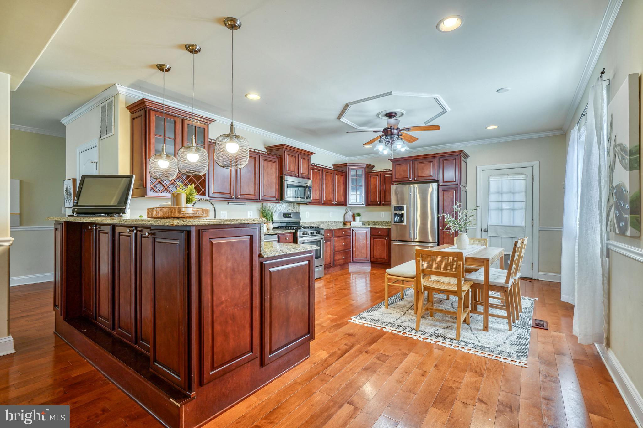 149 Riverside Road Essex, MD 21221 - Photo 15 of 56 Eat-In Kitchen
