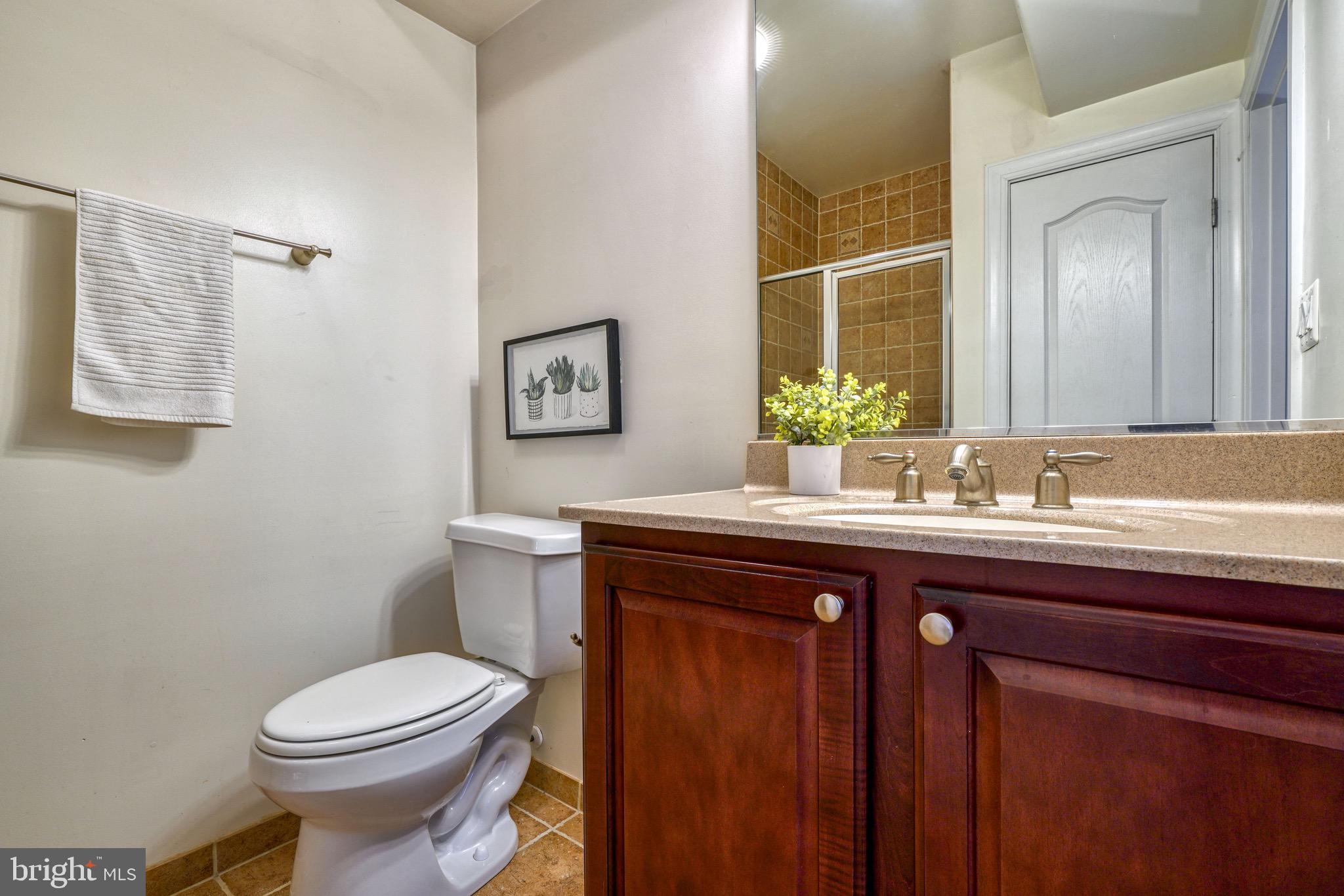 149 Riverside Road Essex, MD 21221 - Photo 23 of 56 First Floor Full Bath
