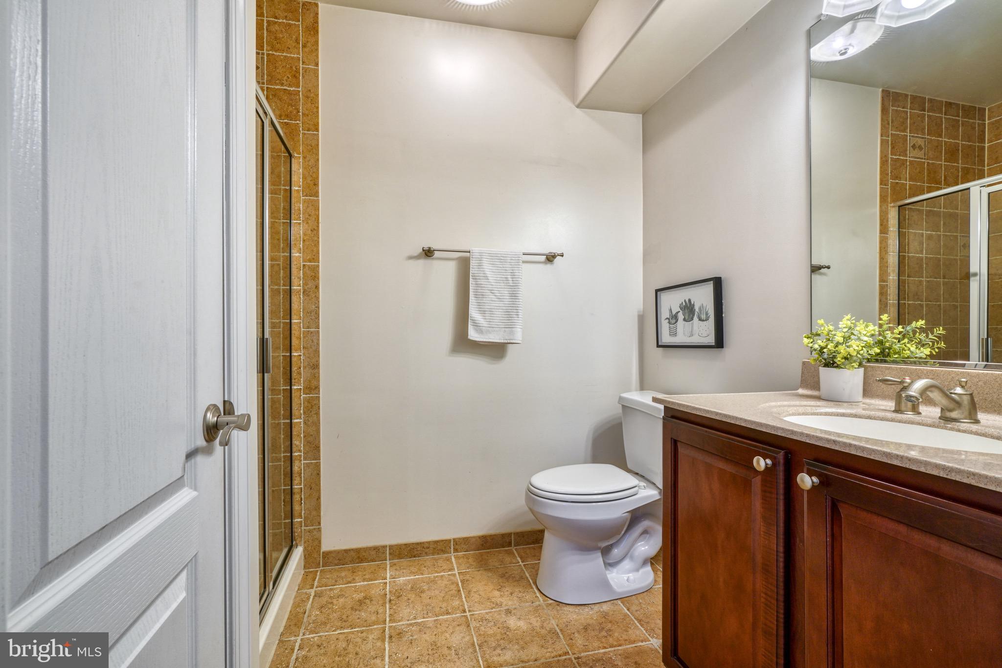 149 Riverside Road Essex, MD 21221 - Photo 24 of 56 First Floor Full Bath