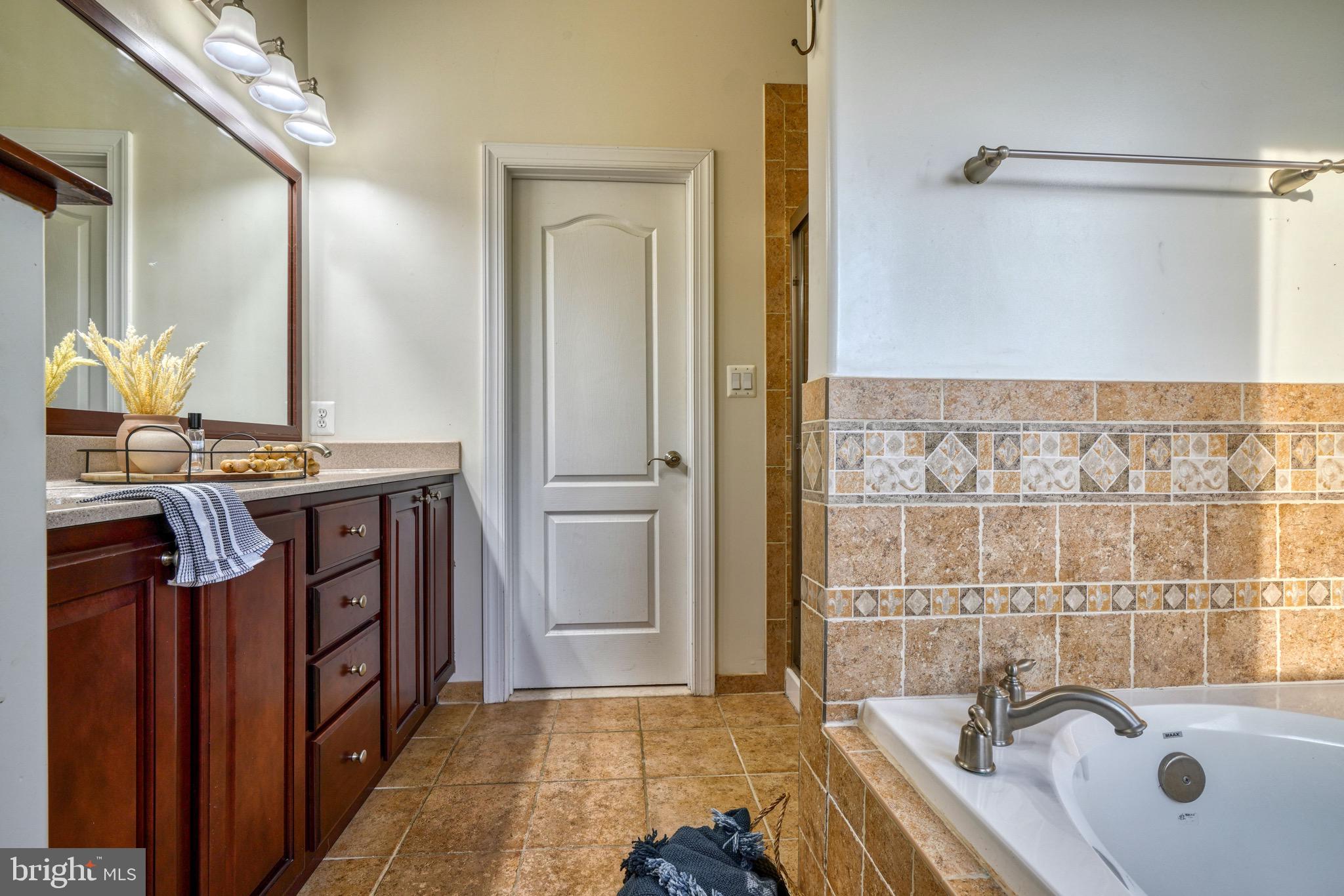 149 Riverside Road Essex, MD 21221 - Photo 32 of 56 Primary Bathroom
