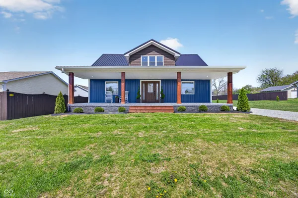 $298,000 | 524 West Johnson Street, Sullivan, IN 47882