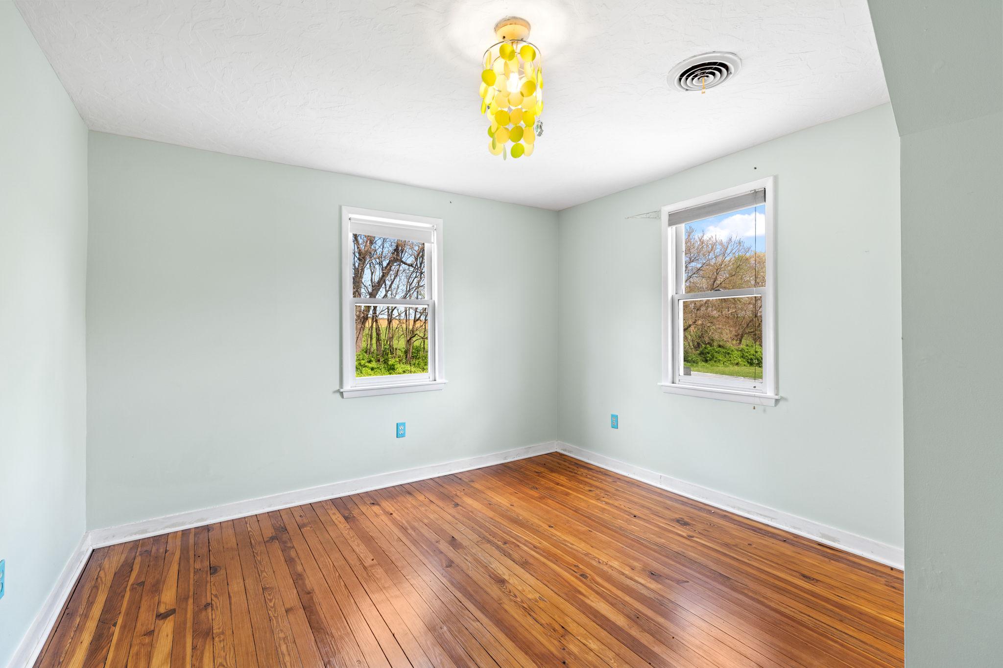 5002 Burkittsville Road Jefferson, MD 21755 - Photo 24 of 40 Bright and airy bedroom with charm.