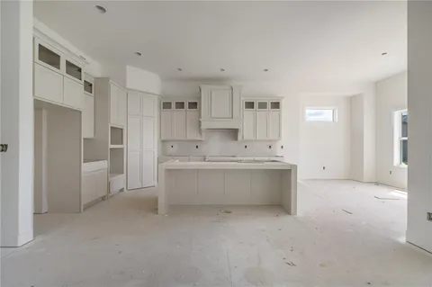 $750,950 | 8996 Shady Bend Road, Lenexa, KS 66227