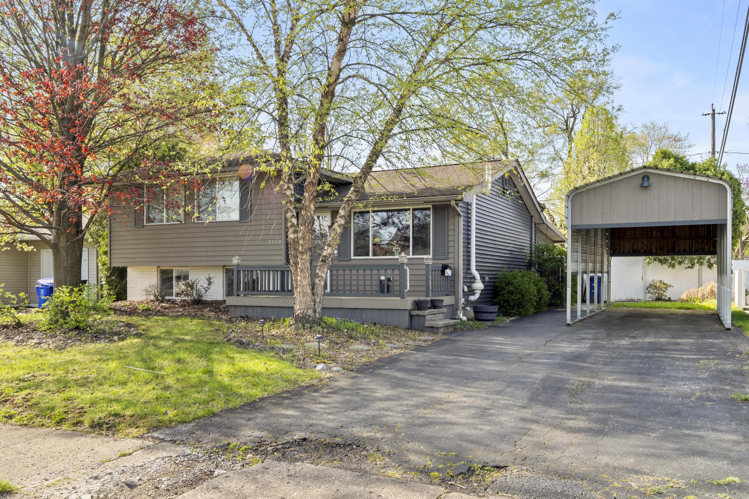 2019 Tupsfield Road Columbus, OH 43229 - Photo 2 of 41 dsc06395