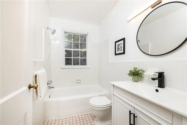 $275,000 | 55 Delmont Drive Northeast, Unit D1, Atlanta, GA 30305