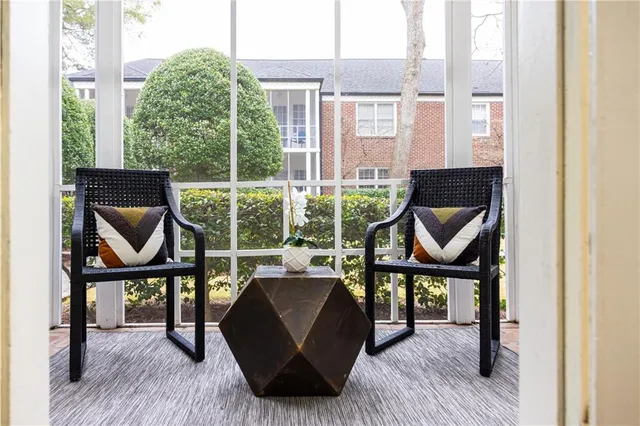 $275,000 | 55 Delmont Drive Northeast, Unit D1, Atlanta, GA 30305