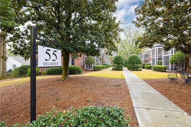 $275,000 | 55 Delmont Drive Northeast, Unit D1, Atlanta, GA 30305
