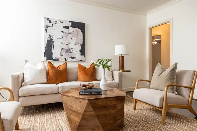 $275,000 | 55 Delmont Drive Northeast, Unit D1, Atlanta, GA 30305