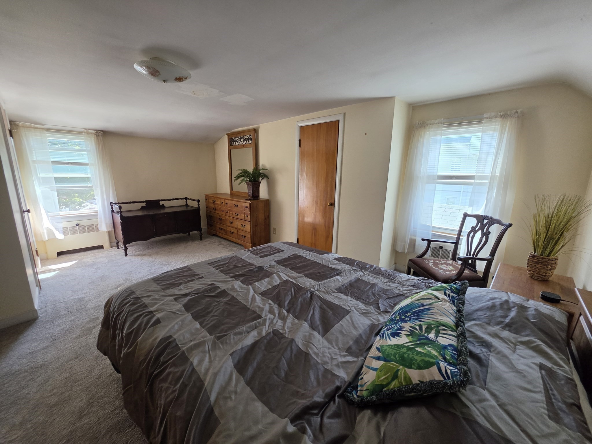 4 Edgemere Road Lynn, MA 01904 - Photo 13 of 23 Gallery Image 13