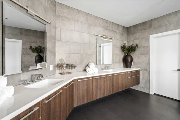 $4,475,000 | 3703 Wroxton Road, West University Place, TX 77005