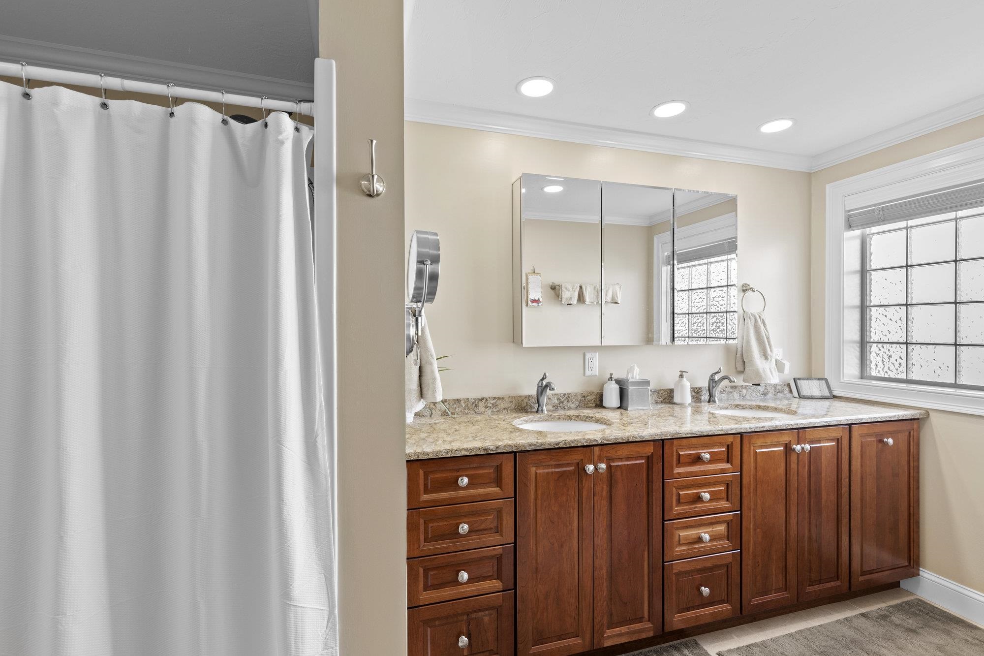 67 Hampton Meadows Hampton, NH 03842 - Photo 21 of 38