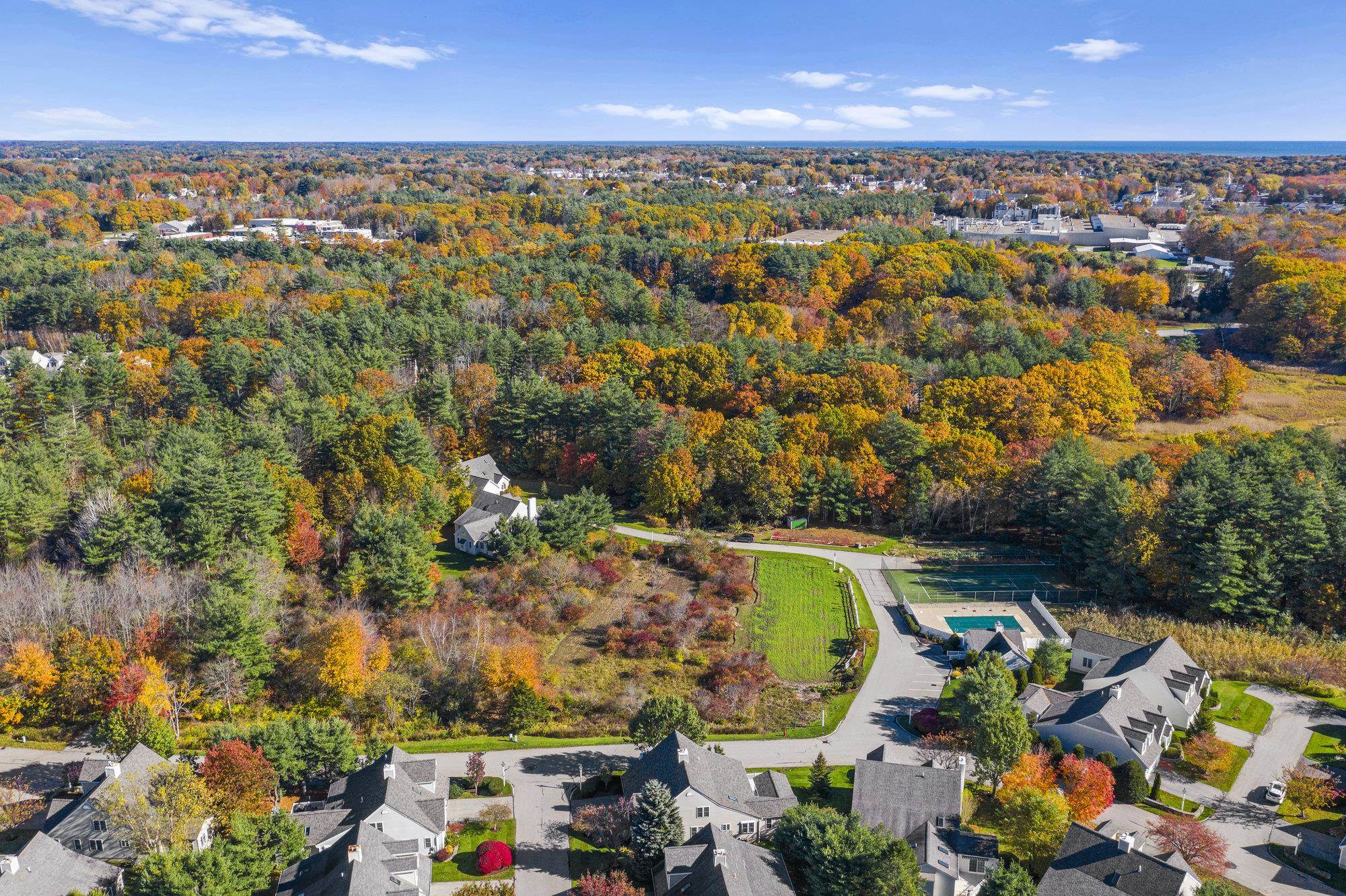 67 Hampton Meadows Hampton, NH 03842 - Photo 3 of 38