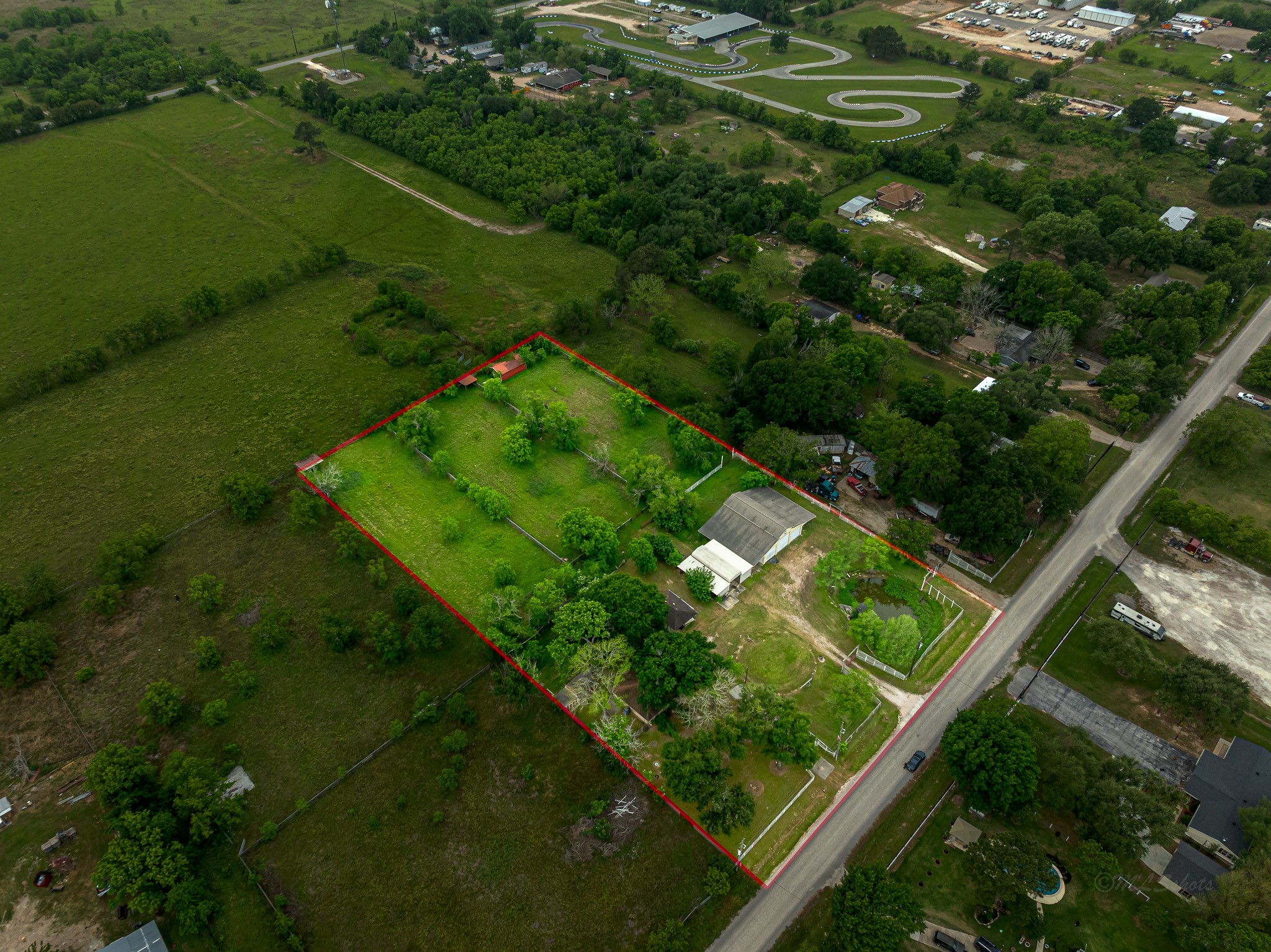 Fantastic footprint of 3 acre rectangular tract.