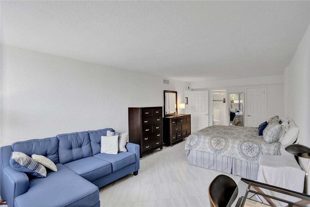 1000 Spanish River Road, Unit 3P Boca Raton, FL 33432 - Photo 18 of 46 Photo 18