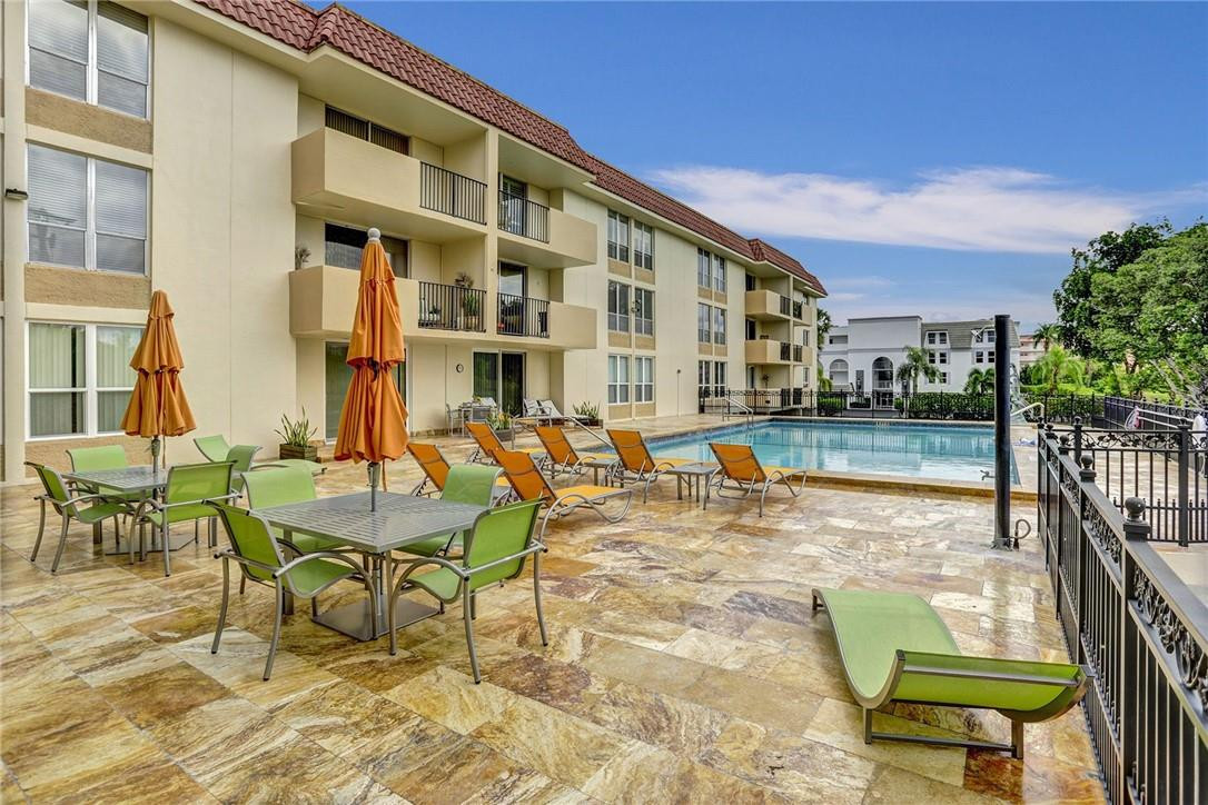 1000 Spanish River Road, Unit 3P Boca Raton, FL 33432 - Photo 33 of 46 Photo 33