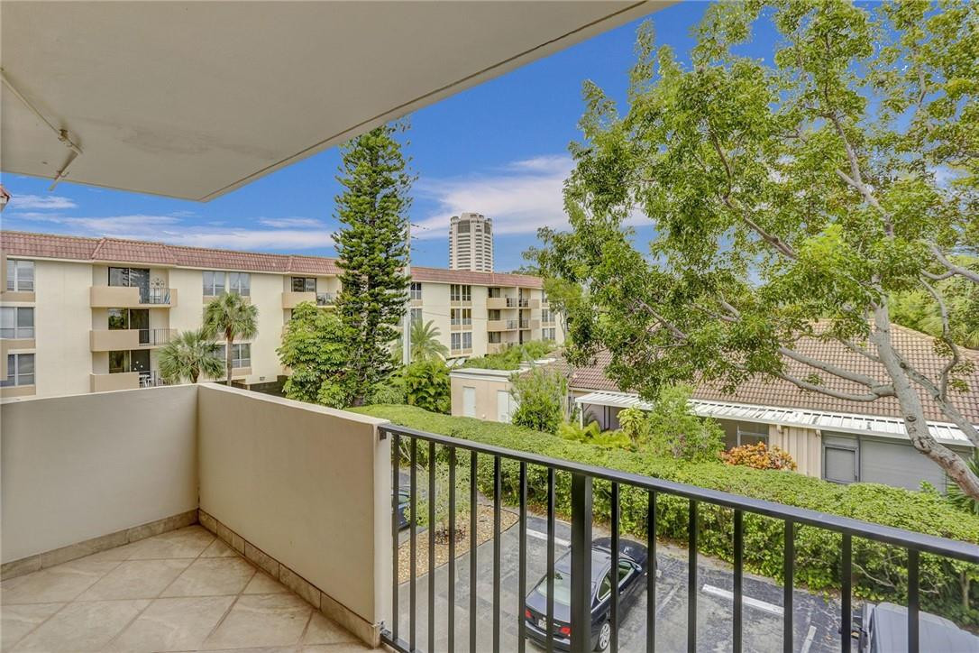 1000 Spanish River Road, Unit 3P Boca Raton, FL 33432 - Photo 36 of 46 Photo 36