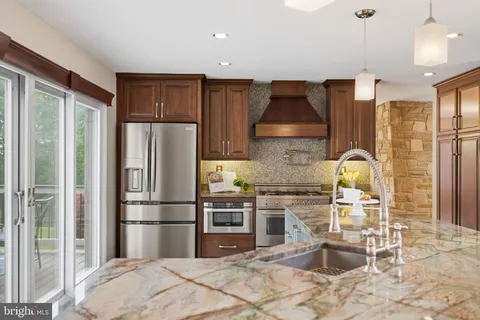 $1,085,000 | 18 Manor Brook Road, Monkton, MD 21111